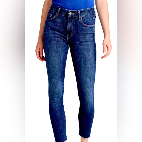 MOTHER Denim - MOTHER jeans, The Looker ankle Fray, size 28